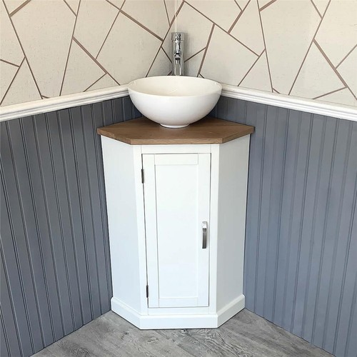 Cloakroom corner bathroom - corner,
