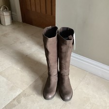 Brand New Without Box Ladies TU Brown Up To Knee High Boots UK Size 5 RRP - £60