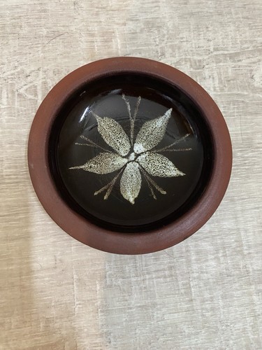 Tenby studio pottery wales - tenby,