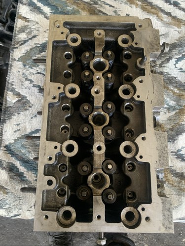 Polo 3cylinder head - polo,