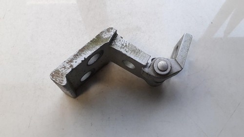Front door hinge for seat - door,