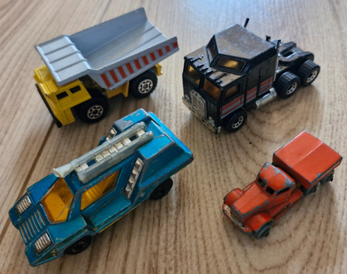 Matchbox kenworth aerodyne - kenworth,