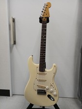 FENDER AMERICAN DELUXE STRATOCASTER Electric Guitar