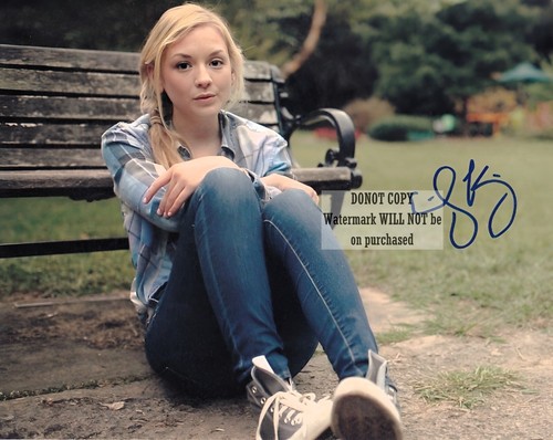 Emily kinney the - emily, dead