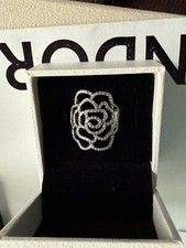 Pandora rare and retired immaculate condition rose ring size 58 