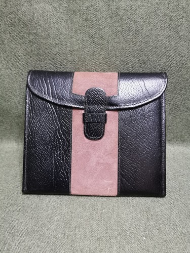 Vintage black and mauve - black,
