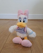 Daisy Duck Disney Parks
