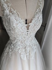 BNWT Wed2be Briony Tea Length