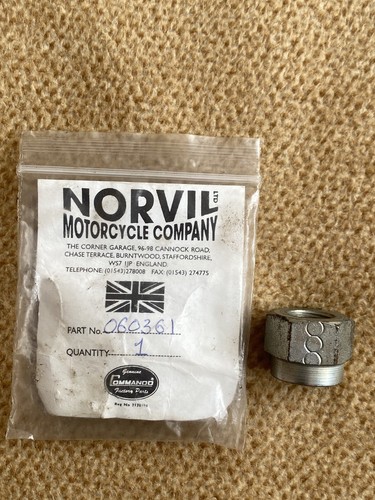 Norton commando front wheel - front,