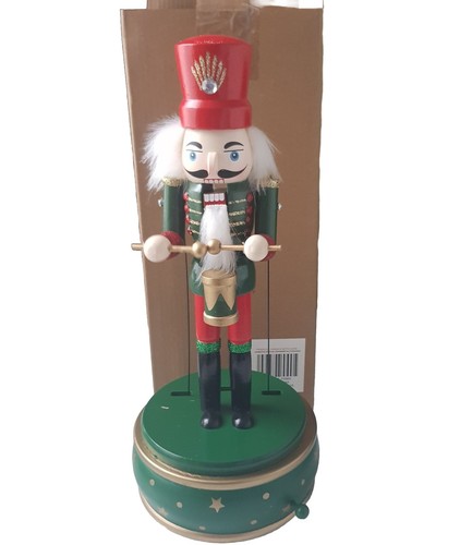 Musical nutcracker traditional - musical,
