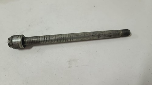 Front wheel axle yamaha tdm - wheel,