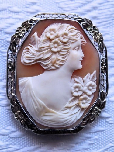 Estate vintage shell cameo - shell,