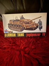 German Tank Jagdpanzer 1V Esci
