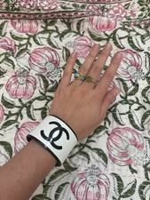 Chanel Bangle size S/M (Signed