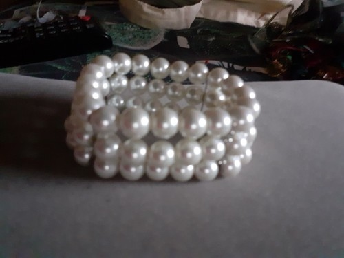 Faux pearl triple beaded - faux,