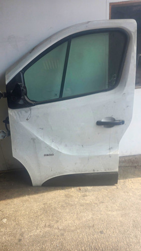 Vauxhall vivaro renault - vauxhall, vivaro/renault
