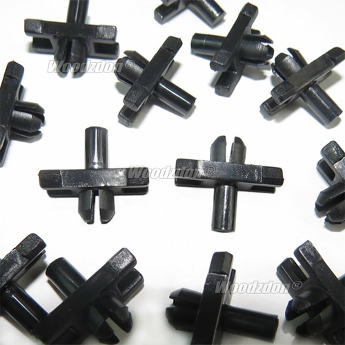 Body side moulding clip - side,