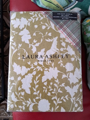 Laura ashley green olive - green,