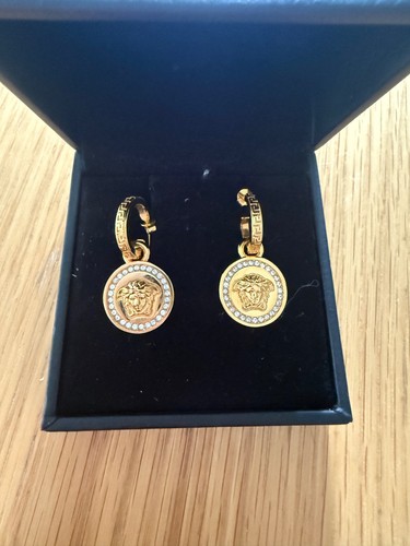 Versace medusa pendant - versace,