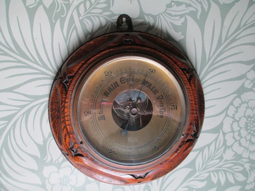 1920s antique oak aneroid - 1920s,
