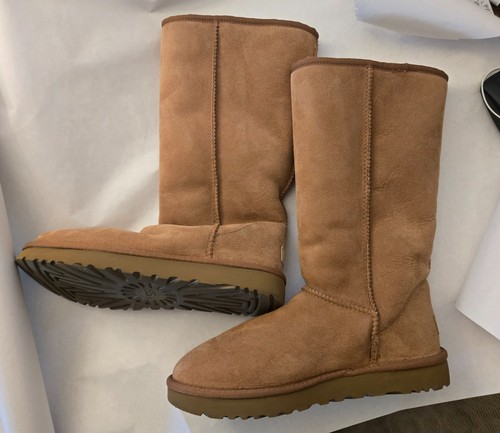 Never worn fresh - never, ugg