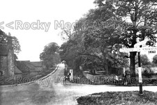 nqq-32 Heath Brook Cross, Wall