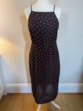 Oasis Lip Print Square Neck