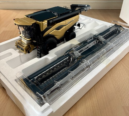 Universal hobbies scale - 1:32,