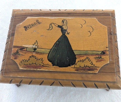 Vintage wooden trinket jewelry - vintage,