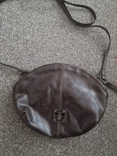 OUSHKA Brown Leather Cross Body Handbag ***