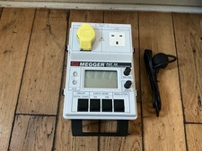 AVO MEGGER PAT 32 Electric PAT Tester Portable Appliance Tester