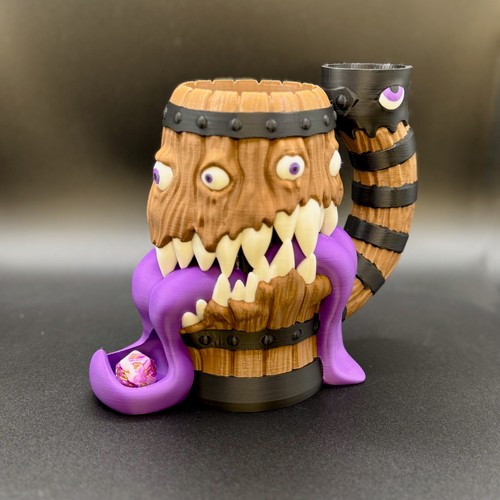 Mimic tankard dice tower - dice, can