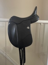 Bates Isabell Werth Dressage Saddle 17 Inch Black