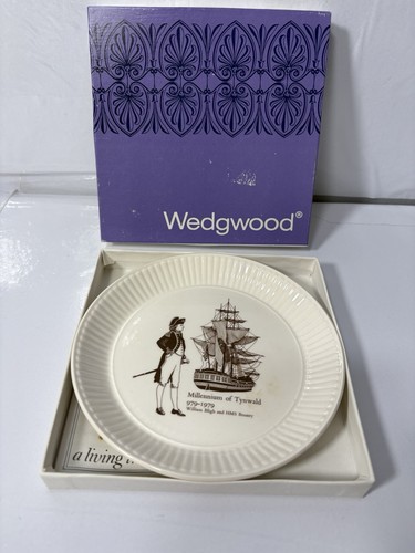 Wedgewood plate millennium - plate,