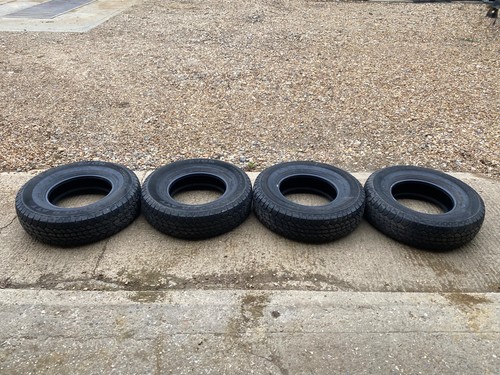Set tyres 235 70 - 16", 235/70