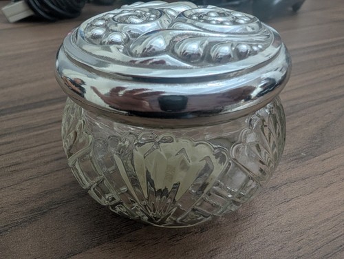 Vintage avon rich moisture - vintage,
