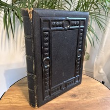 Victorian Illustrated Photo Album. With Antique Photos. Stunning Art Work