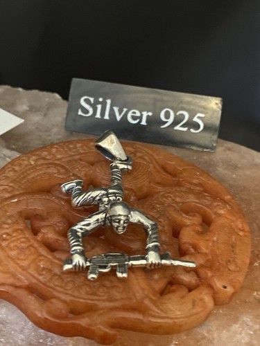 Solid silver soldier gun - soldier/,