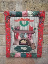 VINTAGE QUILTED CHRISTMAS WALL HANGING USA FIREPLACE SCENE