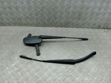 MERCEDES GLA CLASS WIPER ARM