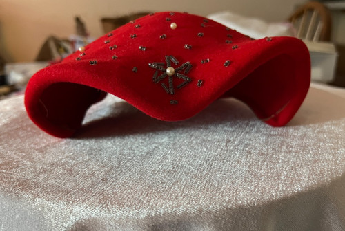 Vintage red fascinator hat - vintage,