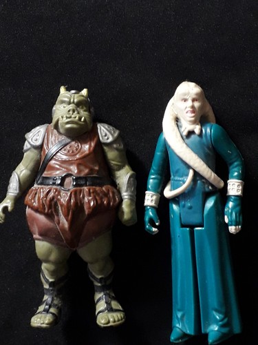Two vintage star wars action - two,
