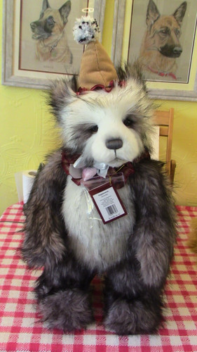 Retired charlie bear hattie - charlie,