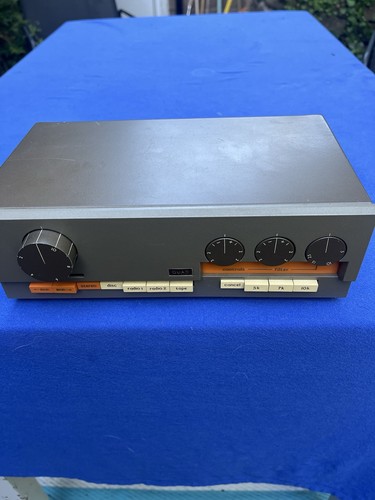 Quad stereo preamplifier - stereo,