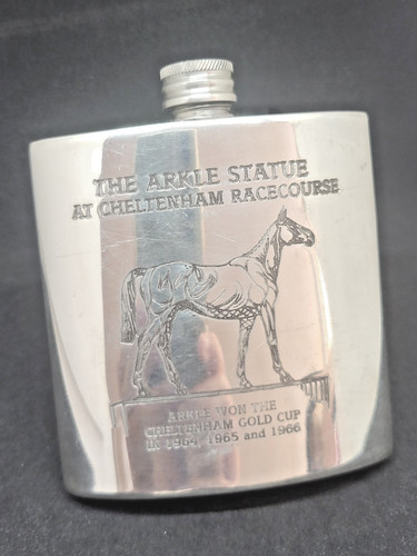 Cheltenham racecourse arkle - cheltenham,