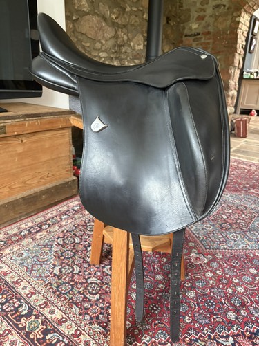 Innova bates dressage - bates, saddle