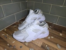 Nike Air Huarache Triple White