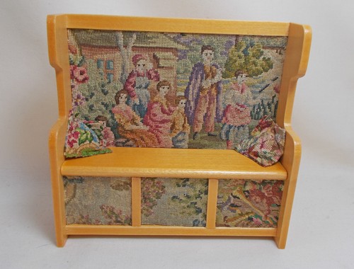 Dolls house miniature petit - dolls,