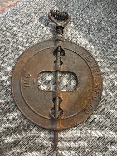 Antique griswold weaver - griswold, 9”