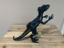 Jurassic World Track 'N Attack Indoraptor Dinosaur Figure Light Up Eyes & Sounds